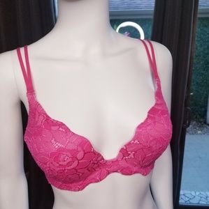 Victoria Secret secret embrace pushup bra